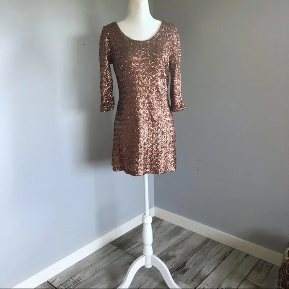 Forever 21 | Dresses | Forever 2 Rose Gold Sequin Dress | Poshmark Forever 21 | Dresses | Forever 2 Rose Gold Sequin Dress | Poshmark